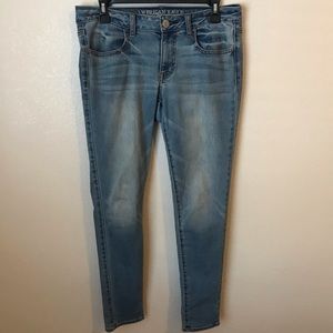 American Eagle Light Wash Jeggings (8)